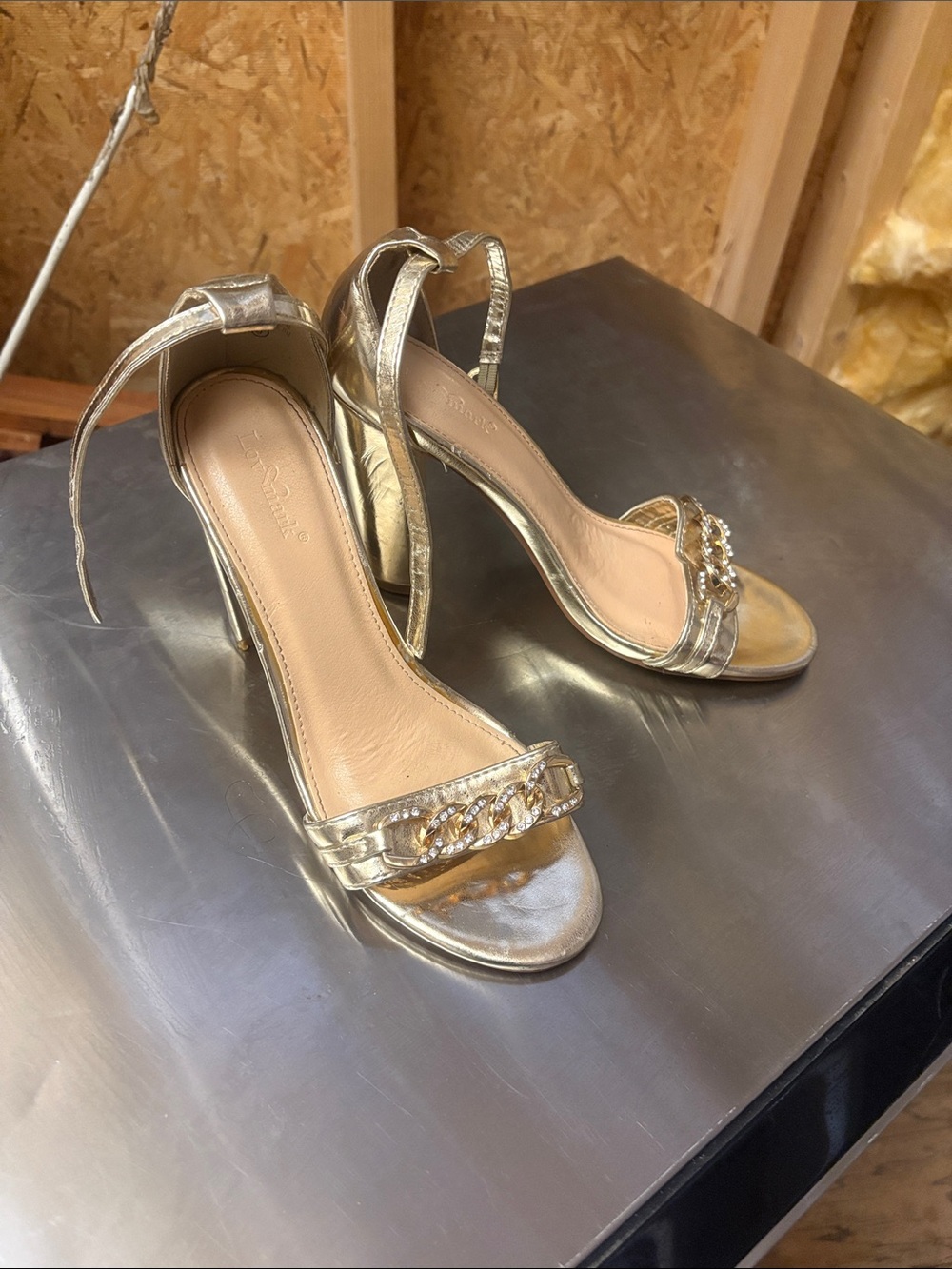 LEONARDO Gold Metallic Chain-Accent High Heel Sandals